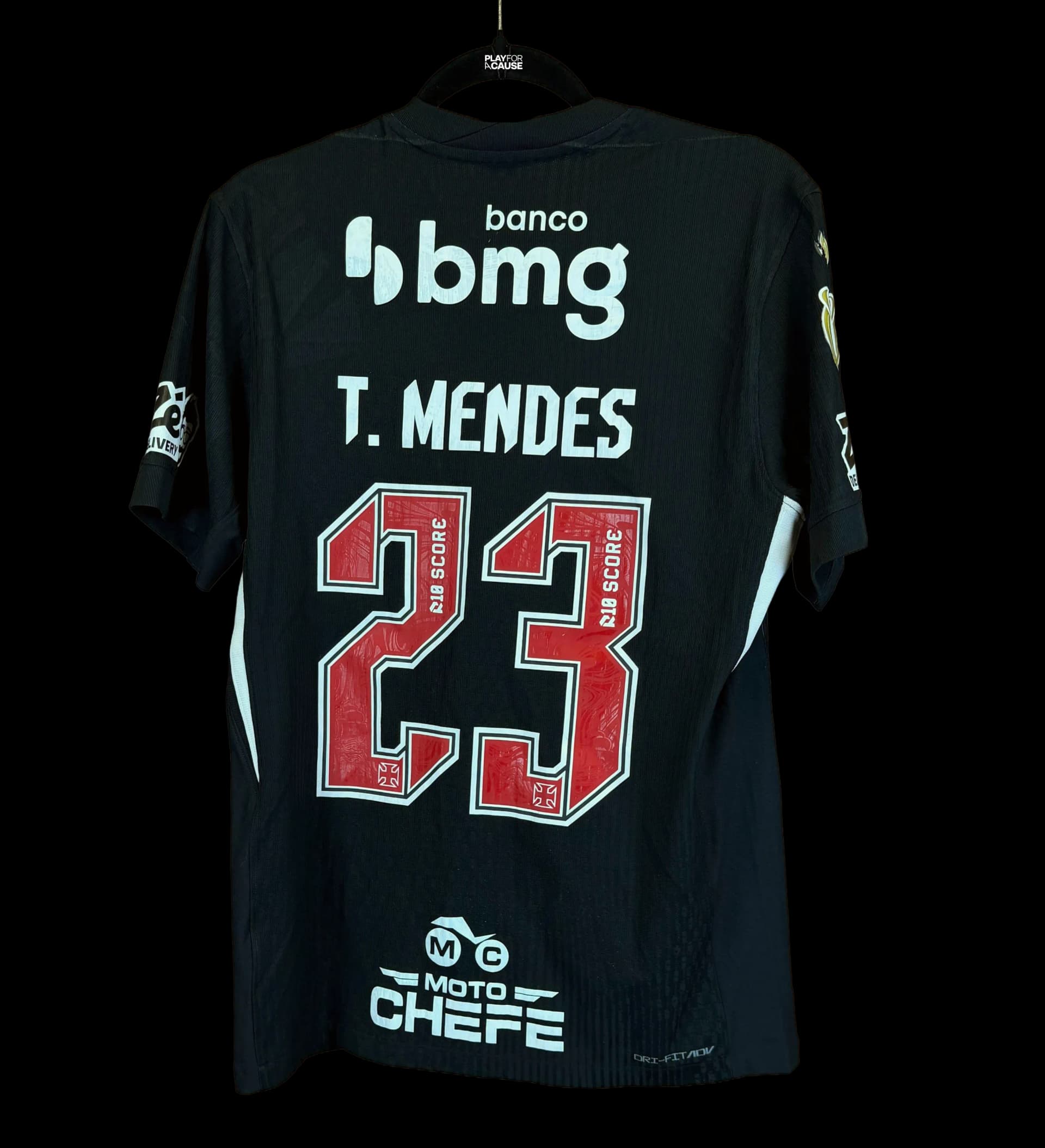 announcements/06e1202e-8682-4c31-9c7a-6860105e13eb/1786393618915-camisa-vasco-thiago-mendes-23-usada-2.webp