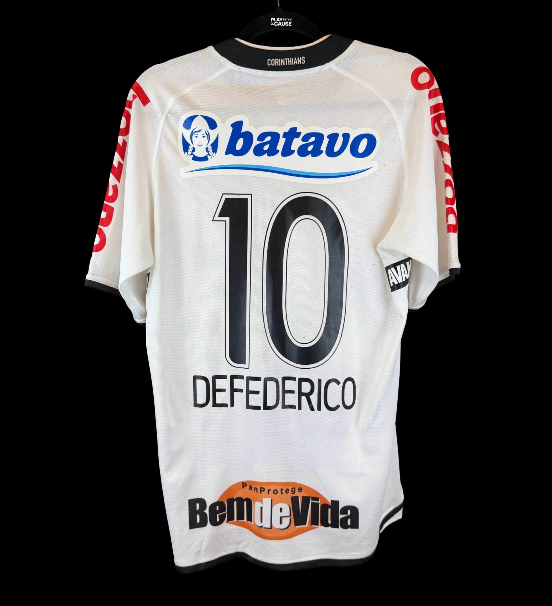 announcements/144f5d52-fdf6-4bb0-b3a6-7ae1f8775781/1786475402286-camisa-corinthians-defederico-2019-autografada-elenco-2.webp