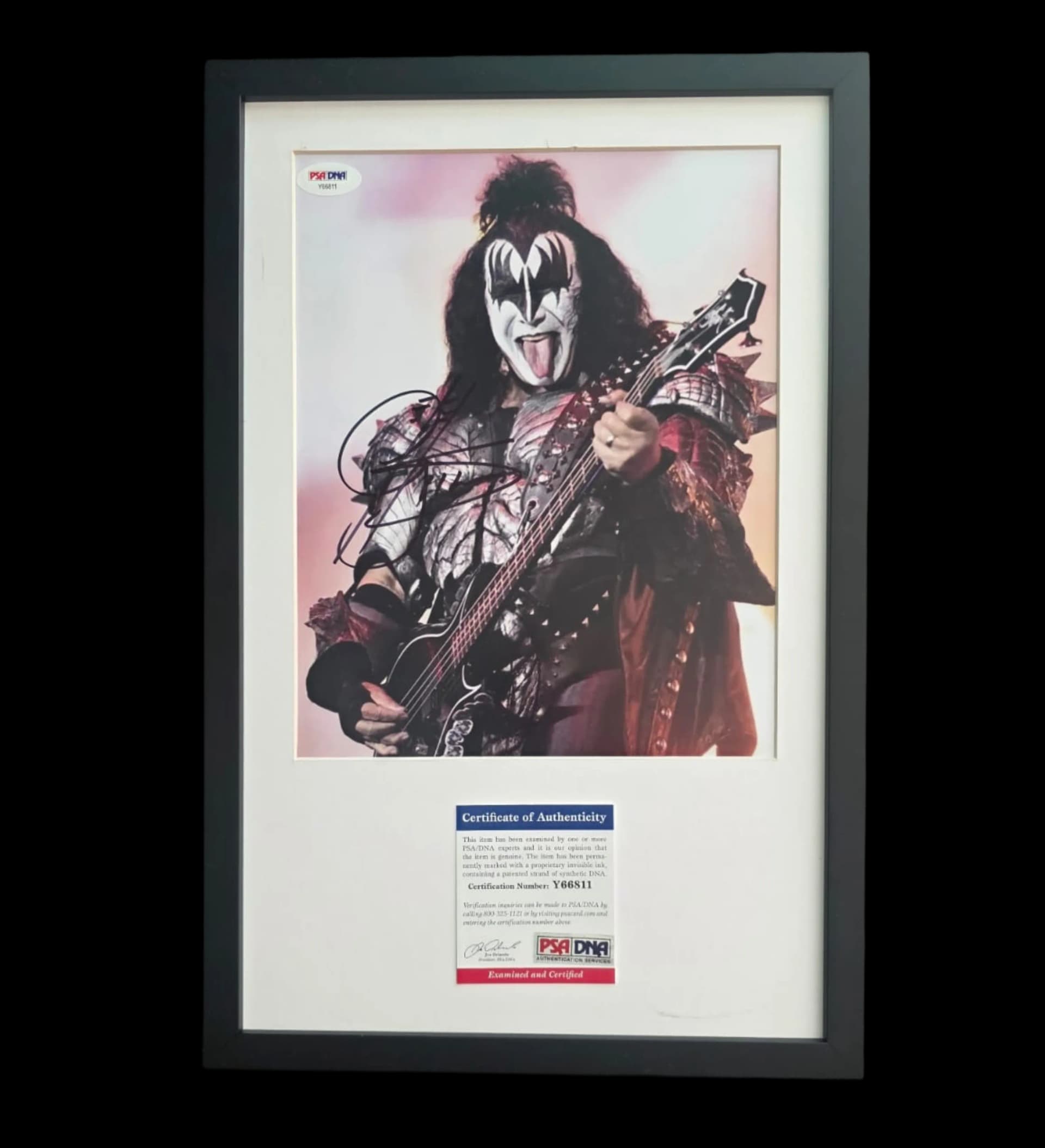 announcements/301d8986-b8d2-42ae-9773-27a8da02b8ca/1786562848417-quadro-emoldurado-kiss-autografado-1.webp