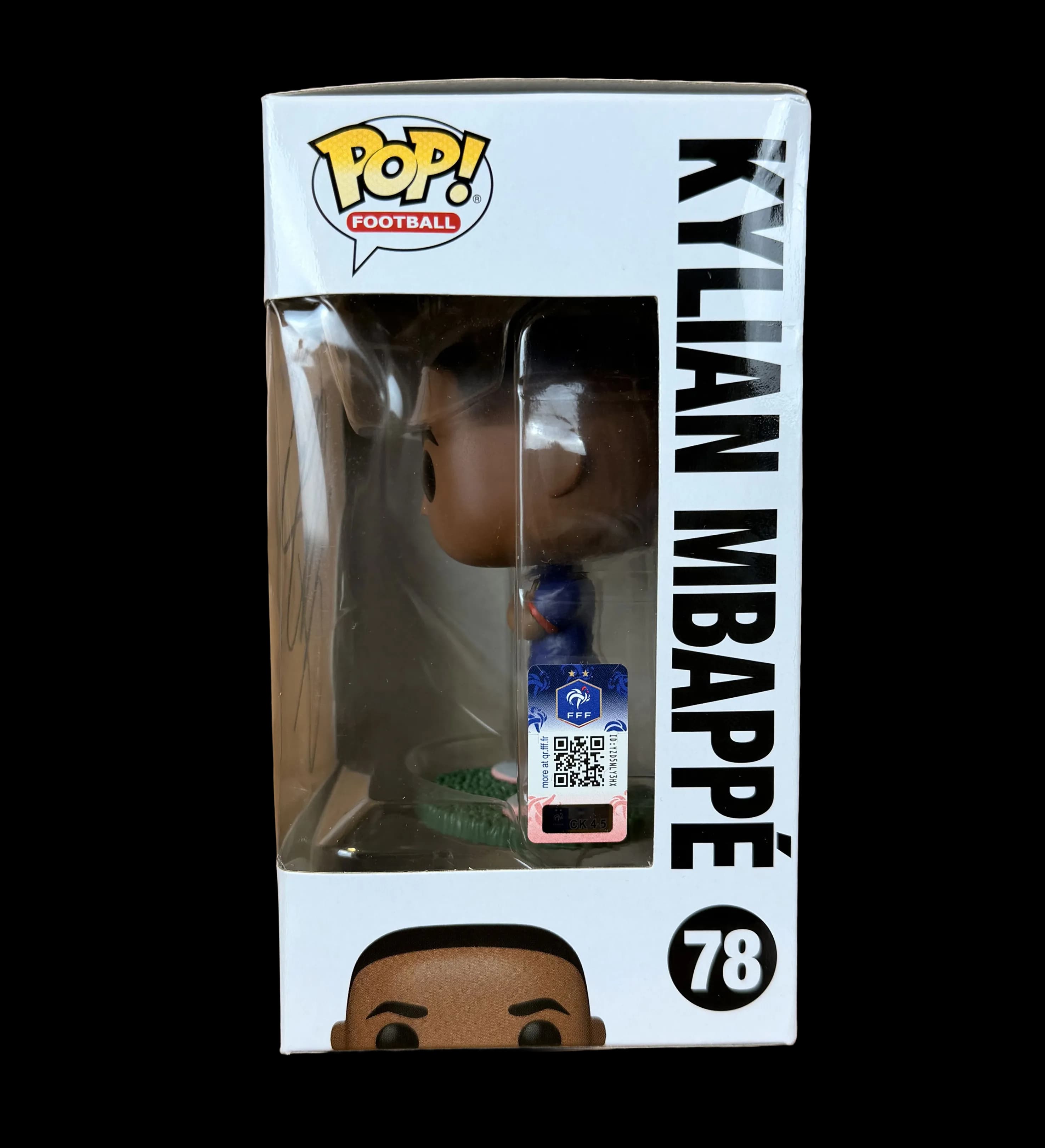 announcements/38a4d844-85ce-4801-8d90-5fd5ab2aa2a1/1785365788551-Boneco-Funko-Pop-78-Kylian-Mbappe-Franca-Autografado-2.webp