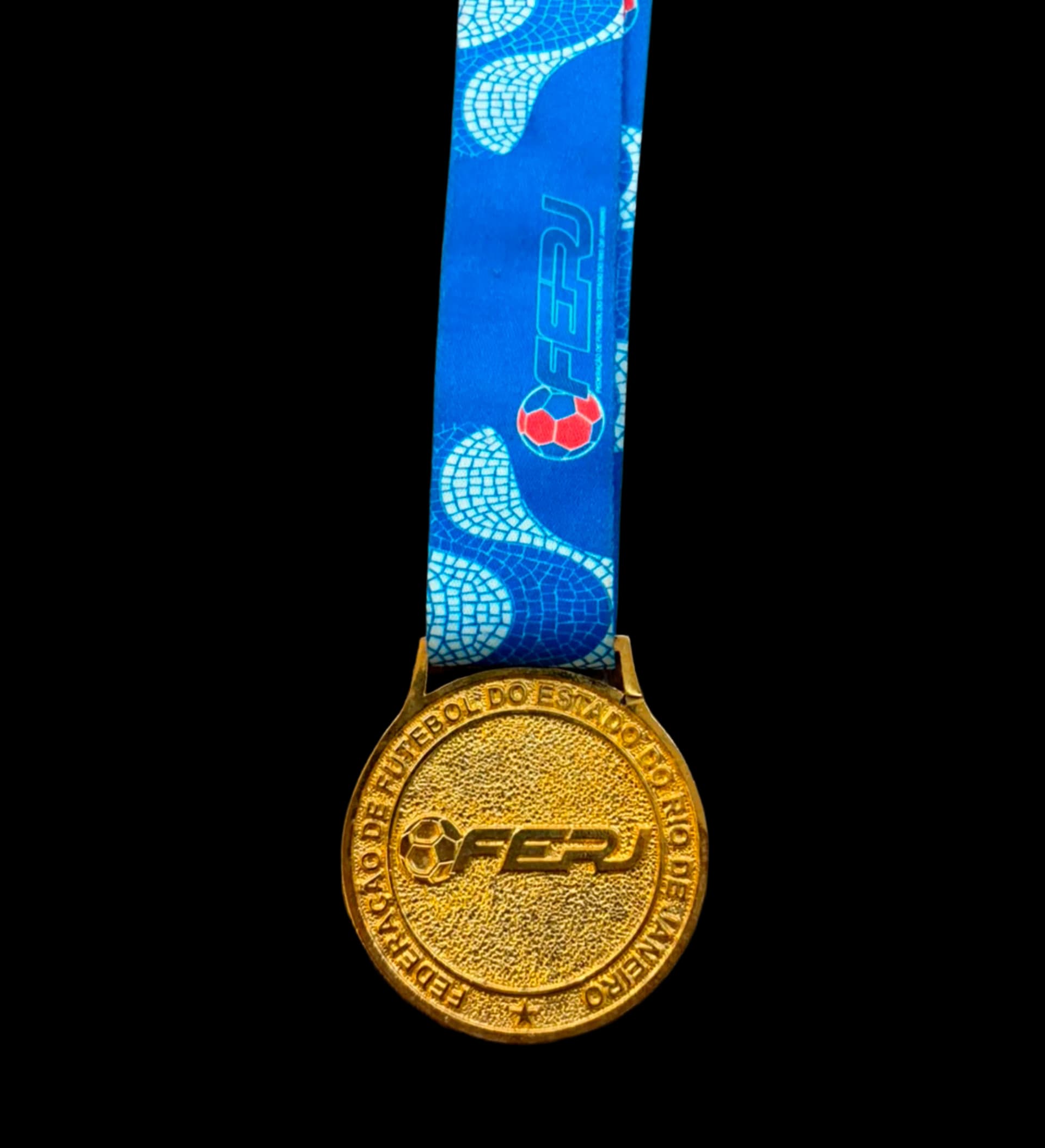 announcements/3bf2523b-e8cd-43e8-901d-021d1a323532/1786564763630-medalha-flamengo-ferj-campeao-estadual-2019-3-1.webp