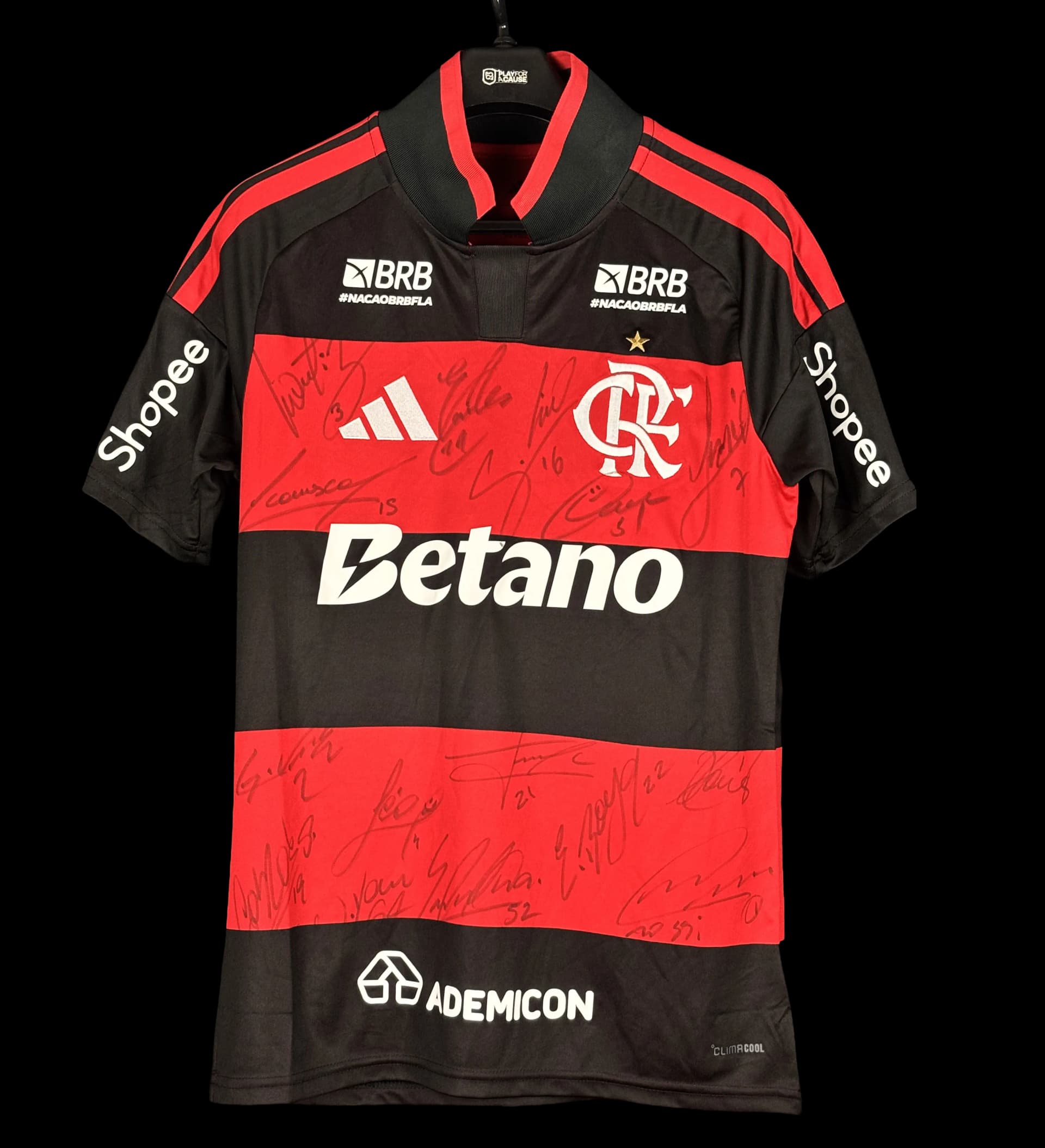 announcements/57b5c063-dd02-494d-9518-a540613552c2/1786131187328-camisa-flamengo-erick-pulgar-autografada-1.webp