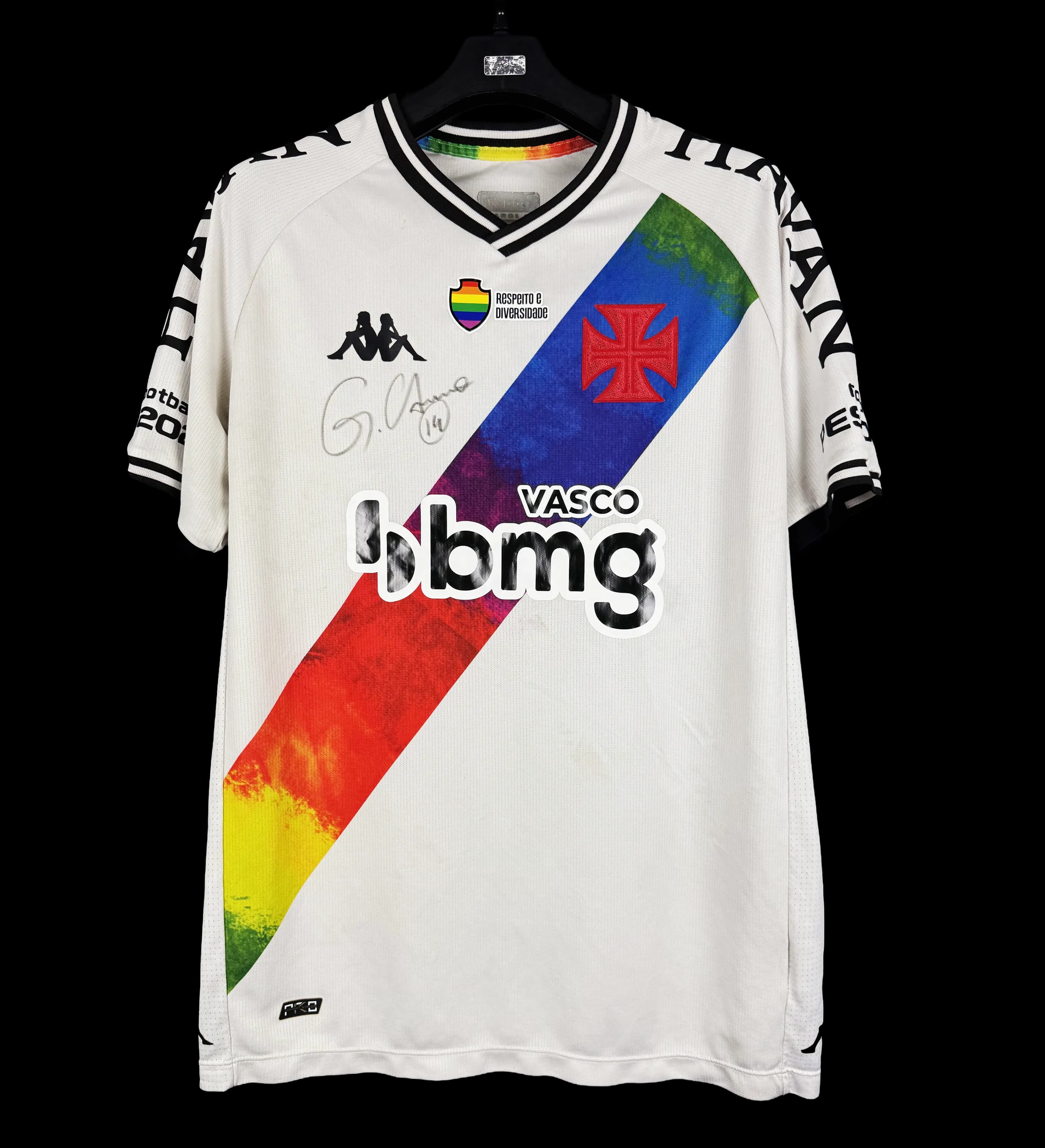 announcements/5990f612-31ec-491b-a13d-fd16d2ce8442/1785790670251-campanha-ser-vascaino-e-um-legado-4.webp