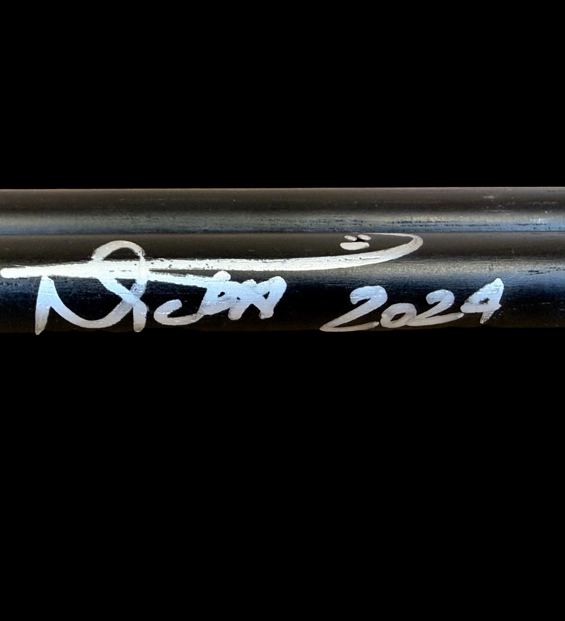 Par de Baquetas - Nicko McBrain - Iron Maiden - Vic Firth - American Classic 5B - Black - Autografado pelo Baterista do Iron Maiden em 2024 em sua despedida — imagem 1 de 3