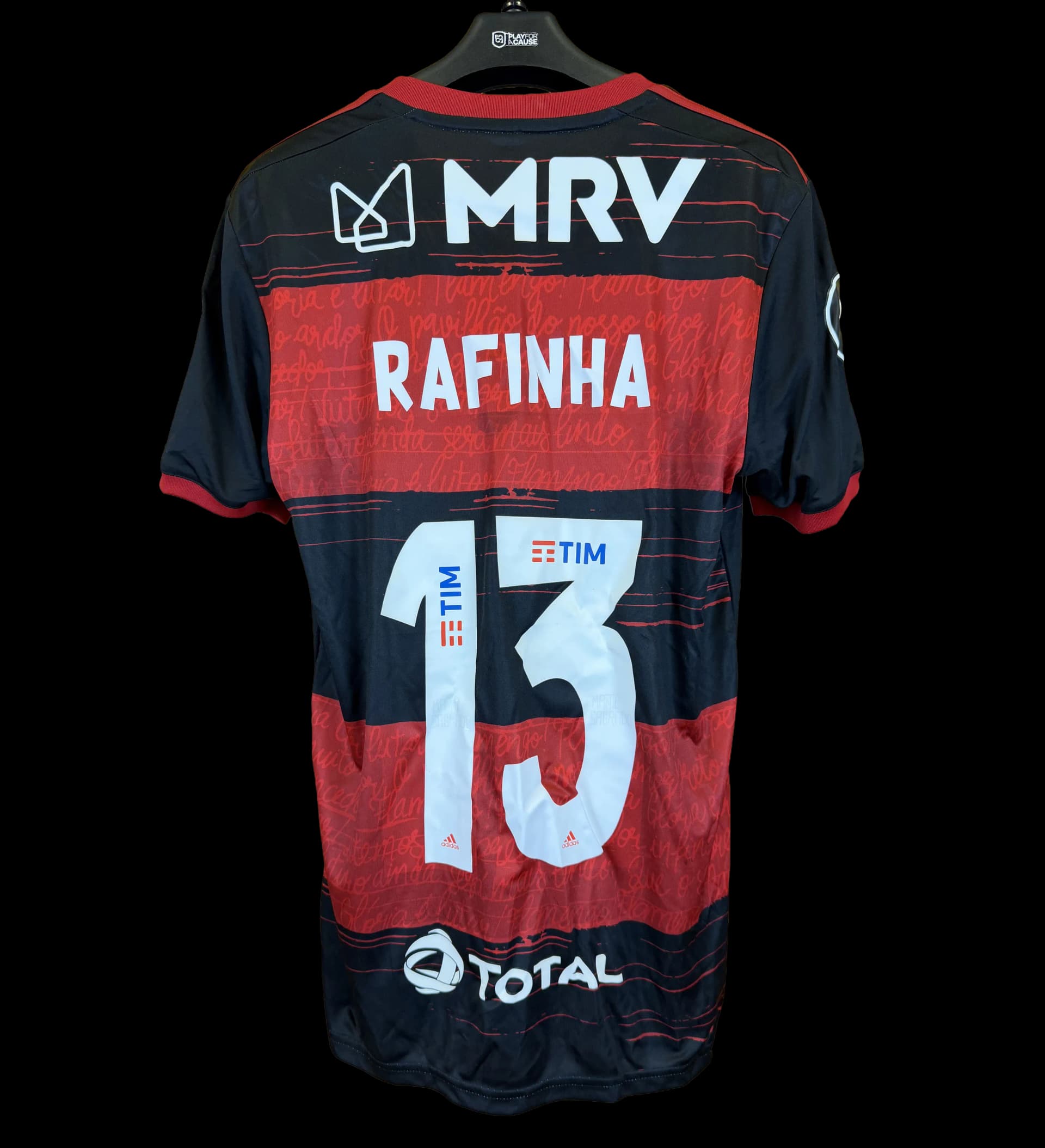 announcements/8c7f76c3-5563-40ab-a5a8-16372da0795a/1786469999415-camisa-flamengo-rafinha-13-libertadores-2020-preparada-2.webp