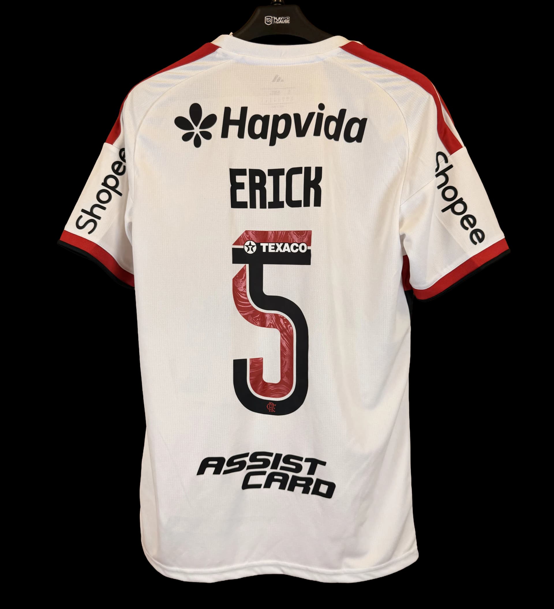 announcements/a64d1aa7-bff8-4409-9bf8-c637244d9768/1786540984951-camisa-flamengo-pulgar-2026-autografada-elenco-2.webp