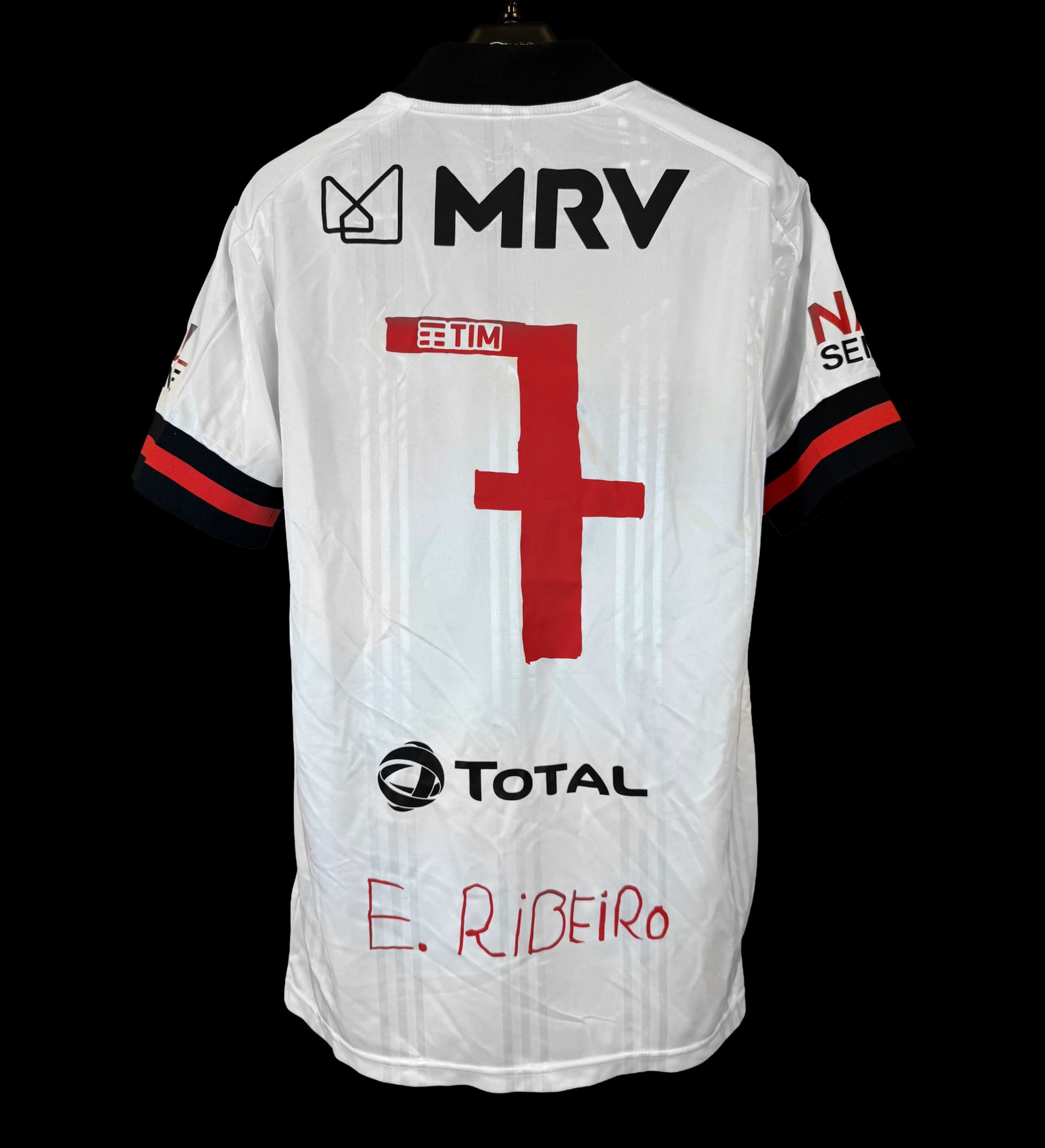 announcements/b2de577a-963d-4e52-8b19-04e75ad44c2d/1786542991161-camisa-flamengo-everton-ribeiro-dia-das-criancas-2.webp