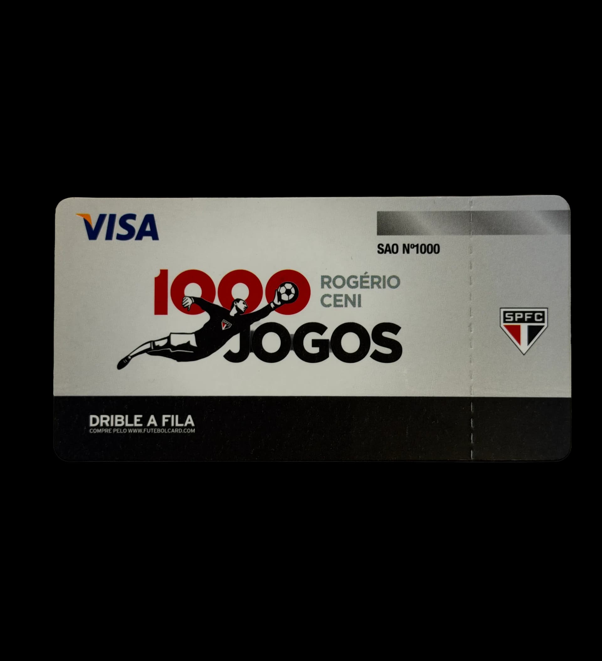 announcements/b561d19b-b1ed-40ea-89d8-5965b01e4454/1786464889484-rogerio-ceni-1000-jogos-bandeira-jogo-autografada-1.webp