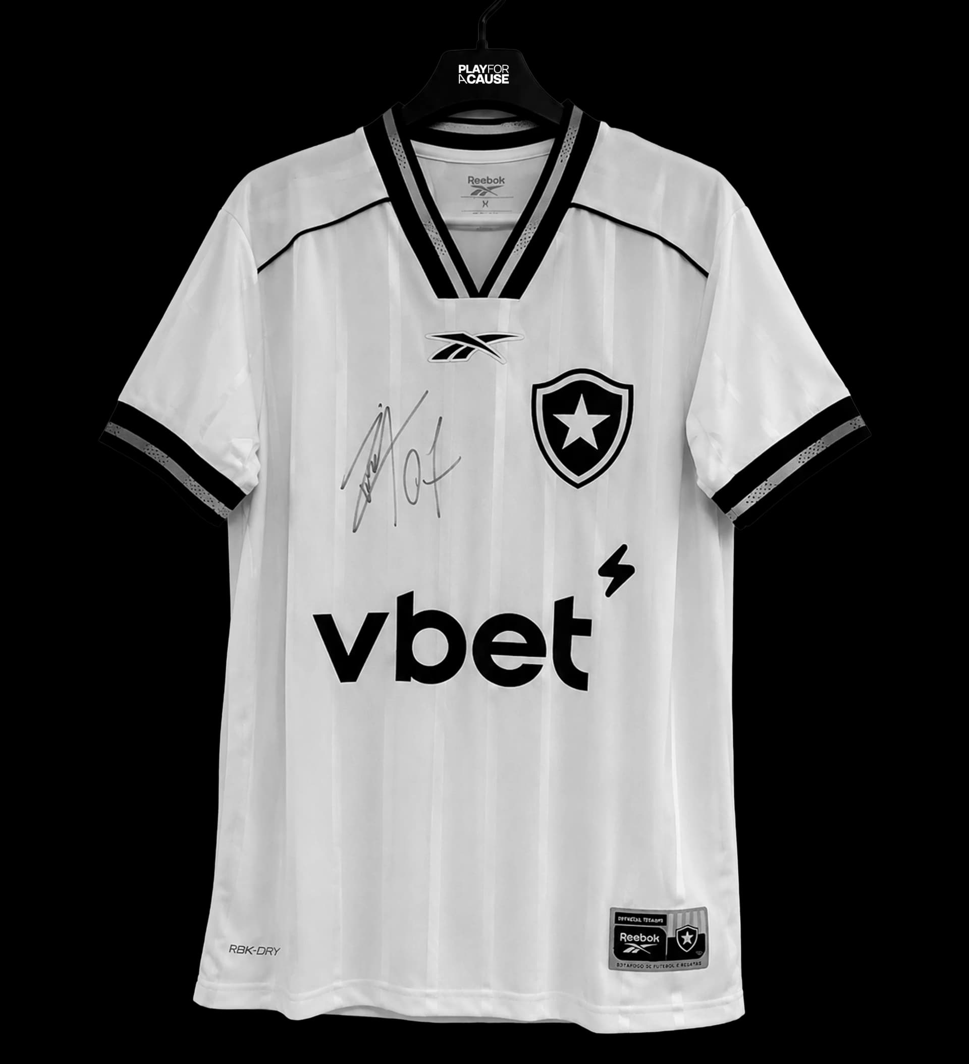 announcements/cb36c8cc-6d76-4457-9ef6-8b8cd14a625d/1786565204216-camisa-botafogo-luiz-henrique-2025-autografada-pelo-craque-branca-1.webp