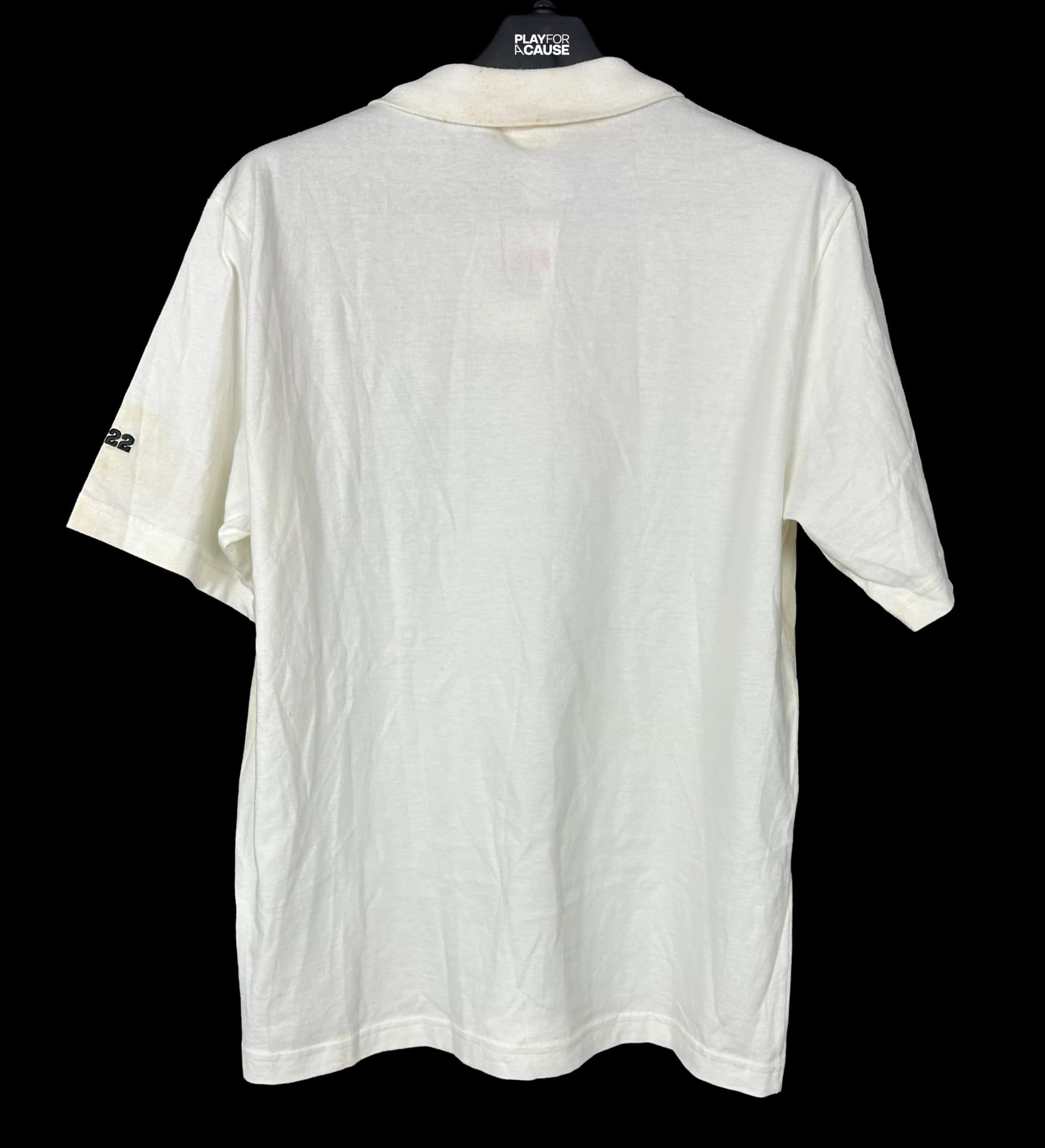 announcements/f6372cd6-e932-4777-b42a-f83eeac165a2/1786460491402-camisa-polo-corinthians-autografada-2.webp